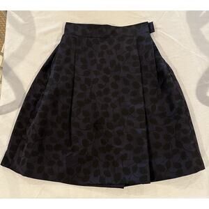 Women’s Oscar de la Renta Skirt Size 4 100% Silk
